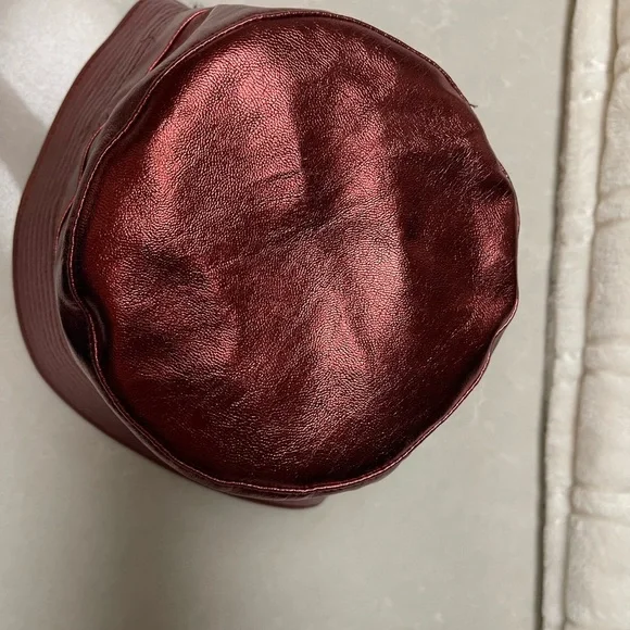 GUC Wyeth Faux Leather Bucket Hat - Picture 8 of 11